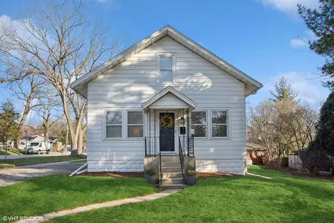 539 Longfellow Ave, Glen Ellyn, IL 60137