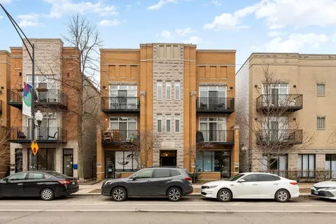 2151 W Roscoe St #3E, Chicago, IL 60618