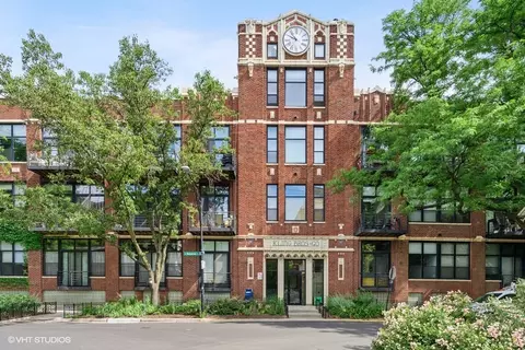 2300 W Wabansia Ave #237, Chicago, IL 60647