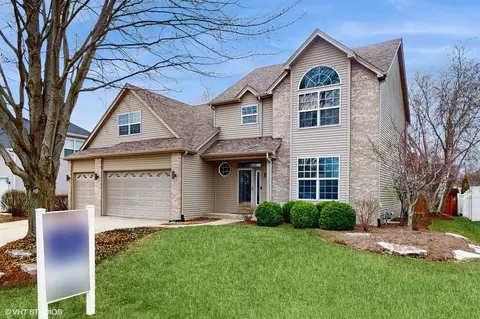 13164 Cinnamon Cir, Plainfield, IL 60585