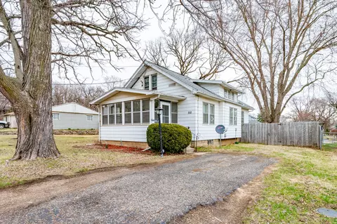 510 4th Ave, Dixon, IL 61021
