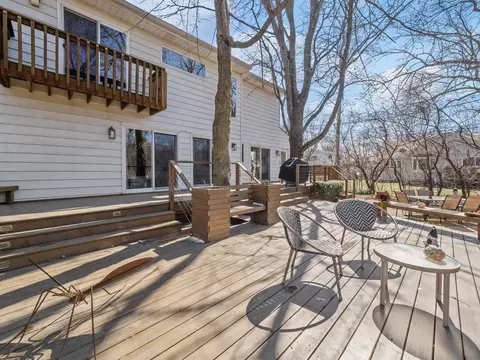 426 Circle Ct, Deerfield, IL 60015 photo 35