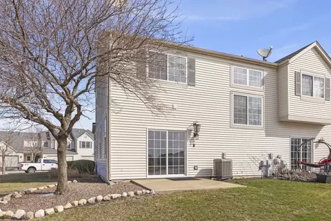 1060 Clover Dr, Minooka, IL 60447 photo 24