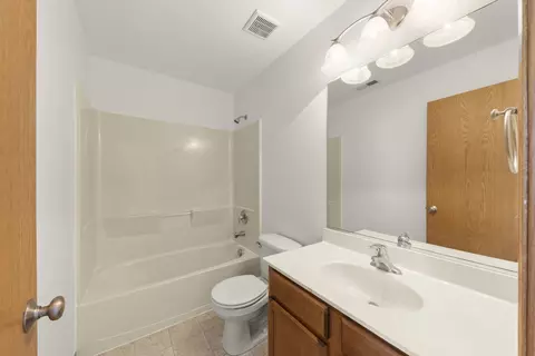 1060 Clover Dr, Minooka, IL 60447 photo 22