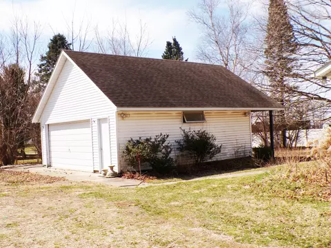 607 E Washington St, Downs, IL 61736 photo 53