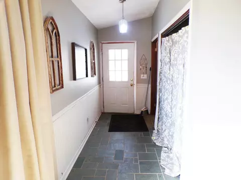 607 E Washington St, Downs, IL 61736 photo 21
