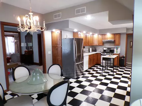607 E Washington St, Downs, IL 61736 photo 30