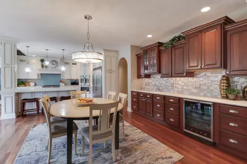 Dining - 32 Stonebrook Ct, Bloomington, IL 61704 photo 2 of 6