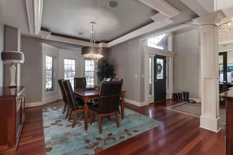 Dining - 32 Stonebrook Ct, Bloomington, IL 61704 photo 5 of 6