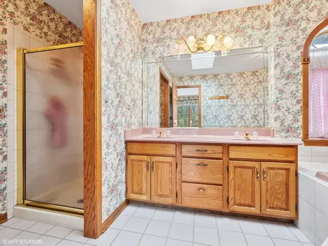 5580 Amanda Ct, Rolling Meadows, IL 60008 photo 13
