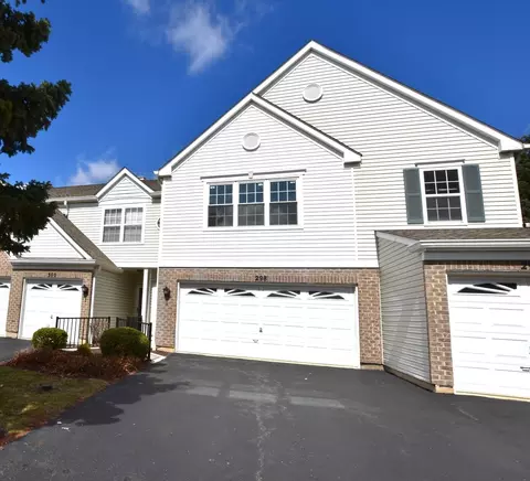 298 Gazebo Ln #47, Lombard, IL 60148