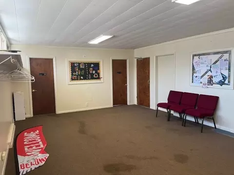 902 Western Ave, Henry, IL 61537 photo 11
