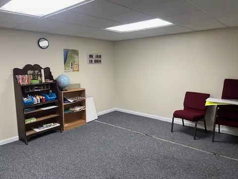902 Western Ave, Henry, IL 61537 photo 16