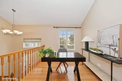 Entry Way - 77 Cherbourg Ct, Wheeling, IL 60090 photo 3 of 3