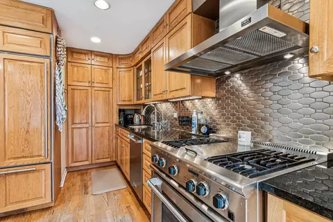 1648 N Burling #E, Chicago, IL 60614 photo 5