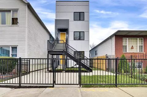4834 S Loomis Blvd, Chicago, IL 60609