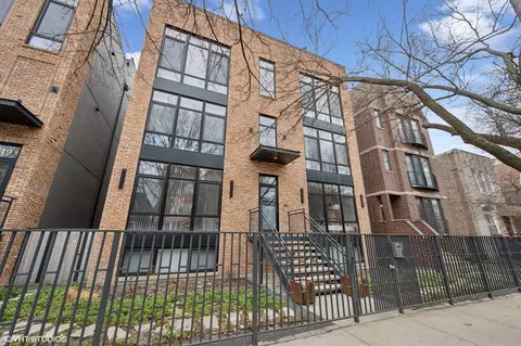 2721 W Haddon Ave #3W, Chicago, IL 60622