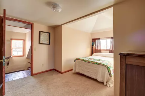 Bedroom - 1702 E 5th St, Sterling, IL 61081 photo 4 of 4