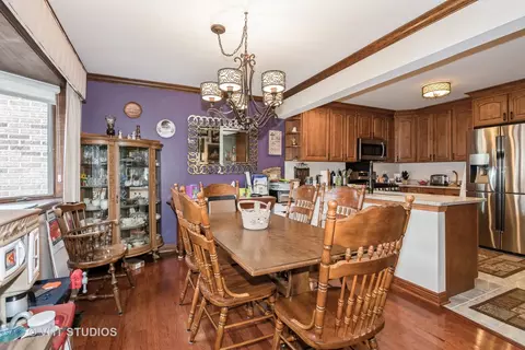 1633 Pebble Beach Dr, Hoffman Estates, IL 60169 photo 8