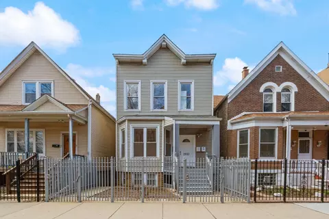 1910 N Kedvale Ave, Chicago, IL 60639