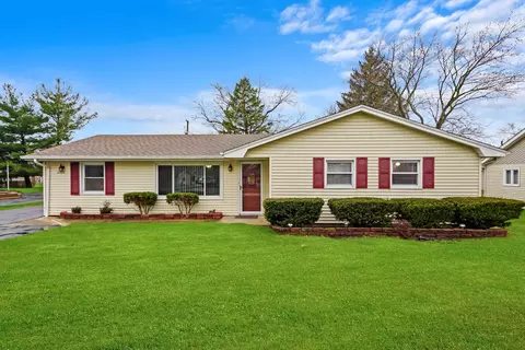 2407 Meridian Dr, Joliet, IL 60431