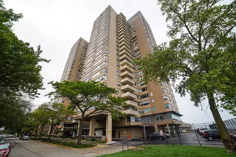 6301 N Sheridan Rd #9G, Chicago, IL 60660