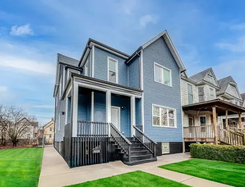 7025 S Parnell Ave, Chicago, IL 60621