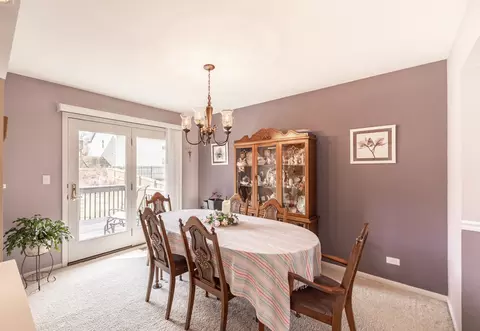 Dining - 624 Alice Pl, Elgin, IL 60123 photo 1 of 3