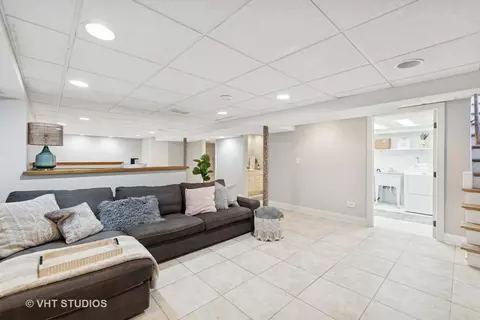 789 S Spring Rd, Elmhurst, IL 60126 photo 18