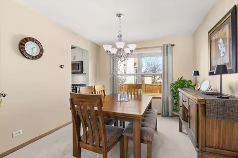 2120 Sanborn Cir, Plainfield, IL 60586 photo 5
