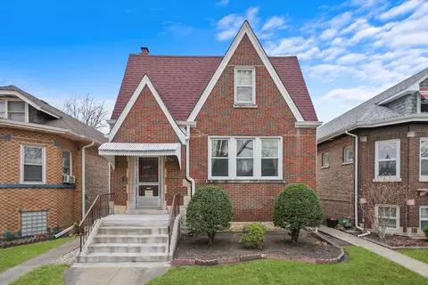 1932 Wisconsin Ave, Berwyn, IL 60402