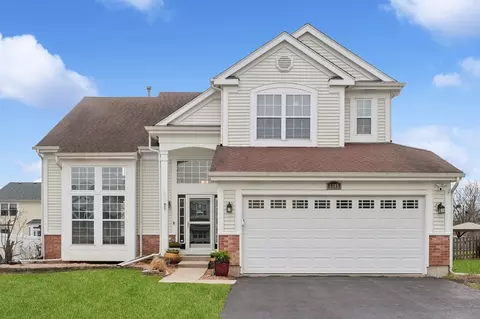 1305 Patrick Dr, Mundelein, IL 60060
