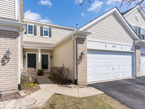 472 Brookside Dr, Oswego, IL 60543