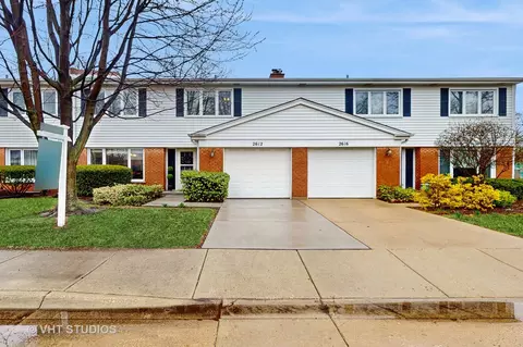 2612 E Bel Aire Dr, Arlington Heights, IL 60004