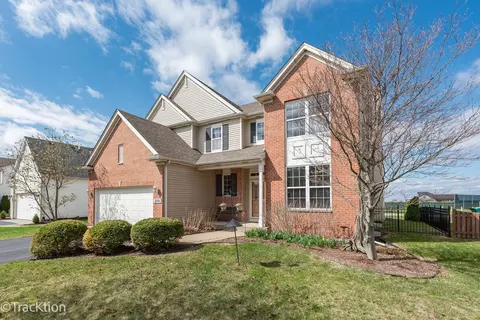 2101 Heatherstone Ln, Plainfield, IL 60586 photo 2
