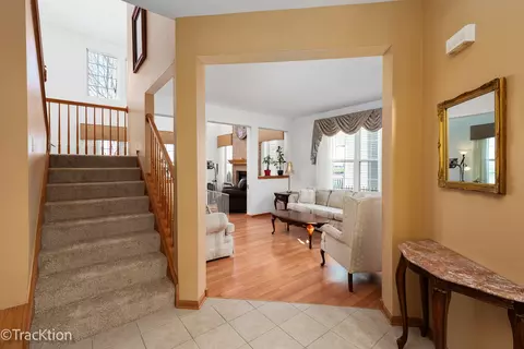 2101 Heatherstone Ln, Plainfield, IL 60586 photo 4