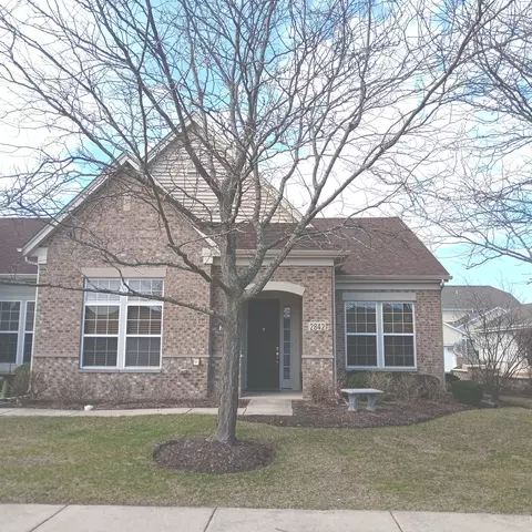 2842 Normandy Cir, Naperville, IL 60564 photo 2