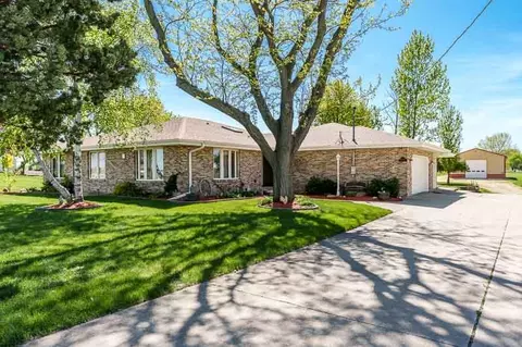 8465 S Mulford Rd, Rockford, IL 61109