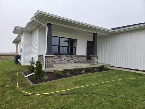 2477 Stanfield Ln, Normal, IL 61761 photo 37