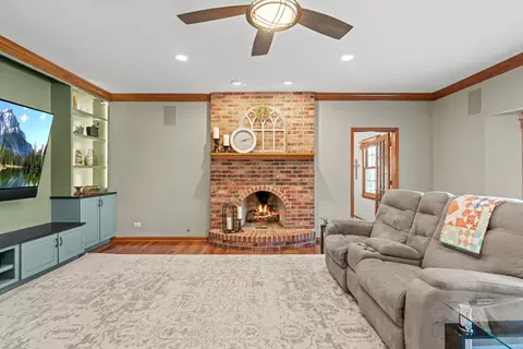 3700 Persimmon Dr, Algonquin, IL 60102 photo 15