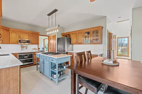 3700 Persimmon Dr, Algonquin, IL 60102 photo 10