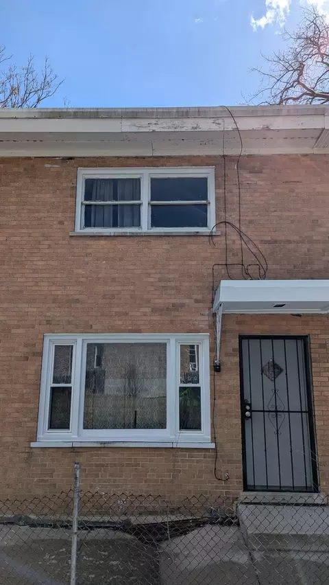 7037 S Harper Ave #2B, Chicago, IL 60637