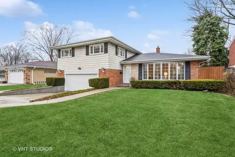 2020 Glenview Ave, Park Ridge, IL 60068