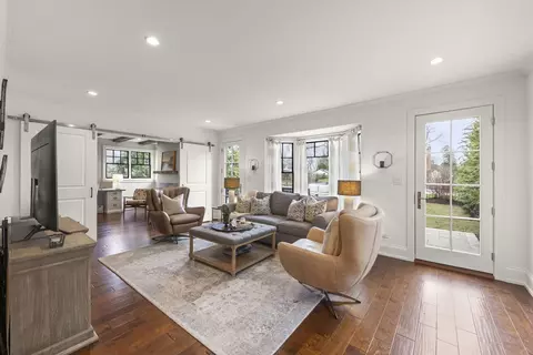 505 W Union Ave, Wheaton, IL 60187 photo 7