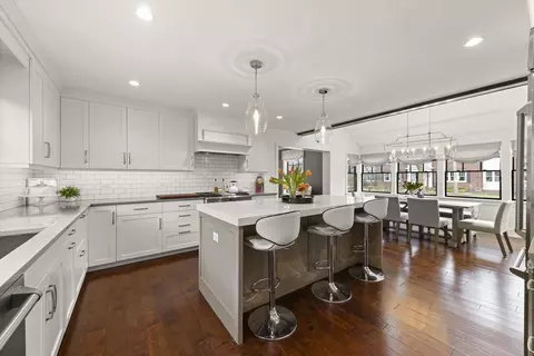 505 W Union Ave, Wheaton, IL 60187 photo 16