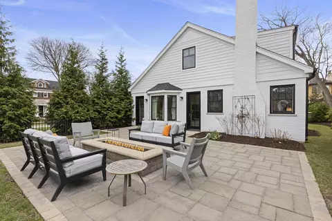 505 W Union Ave, Wheaton, IL 60187 photo 35