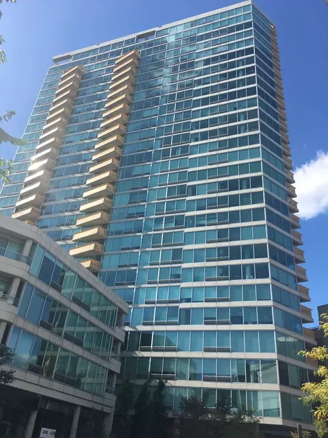 1720 Maple Ave #610, Evanston, IL 60201