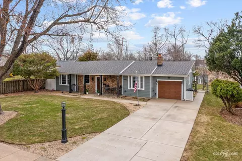 468 Thunderbird Trl, Carol Stream, IL 60188