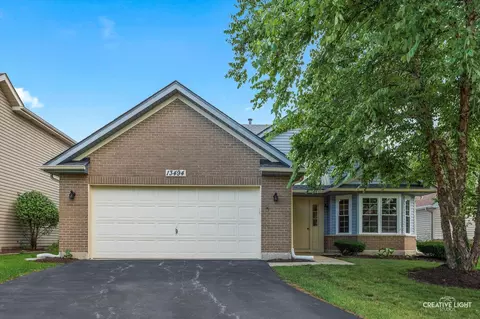 13494 S Redberry Cir, Plainfield, IL 60544