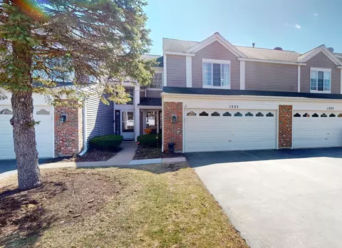 1335 Summersweet Ln, Bartlett, IL 60103